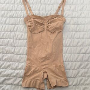 SKIMS Nude Shapewear Bodysuit